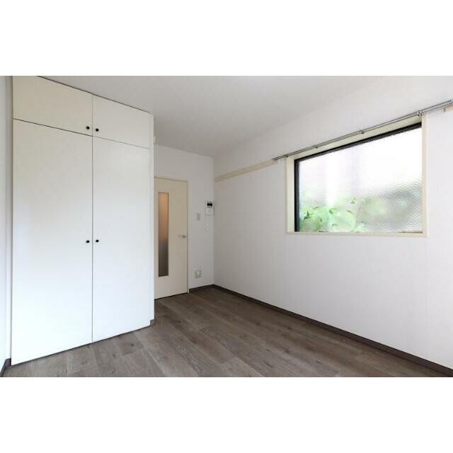 窓が2面にあり採光もあります