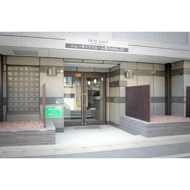 間口が広いエントランス(その他建物画像)