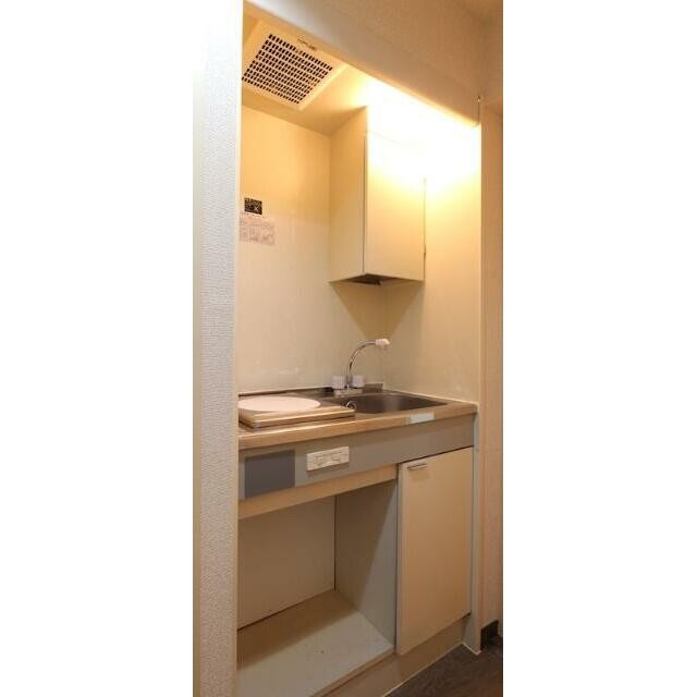 1口IHクッキングヒーターが備わります(キッチン)