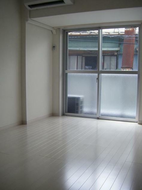 ※同仕様写真含む(居間)