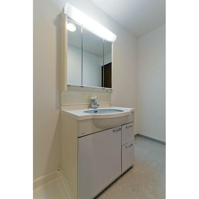 ※写真は同タイプ住戸です。(内装)