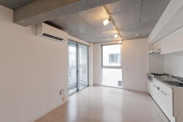 ※写真は同タイプ住戸です。(居間)