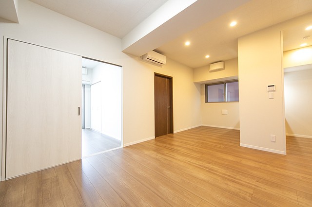 ※写真は同タイプ住戸です。(居間)