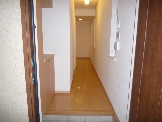 (玄関)