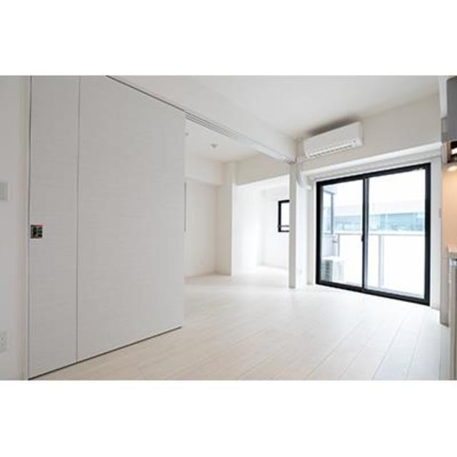 ※写真は同タイプ住戸です。(居間)