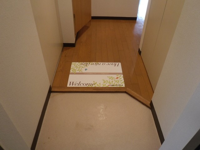 (玄関)