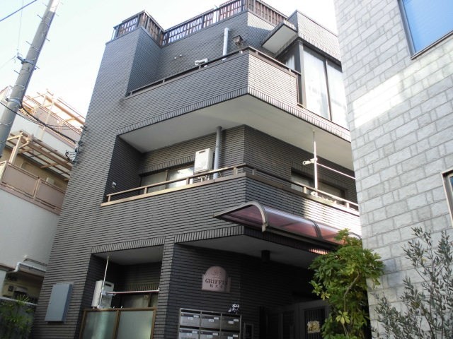 世田谷区下馬1丁目 【賃貸居住】マンション