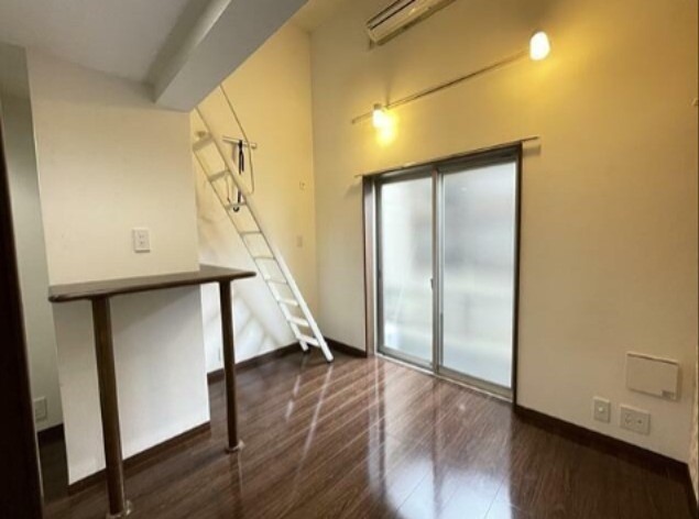 ※同仕様写真含む(居間)