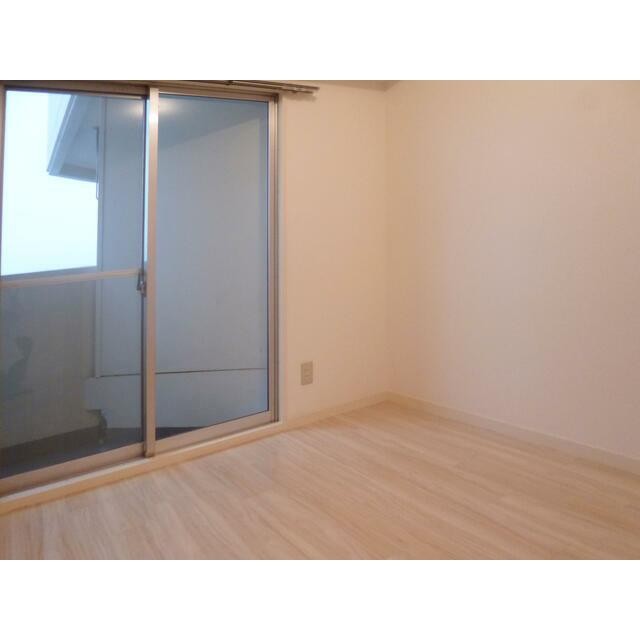 同タイプ・別号室(居間)