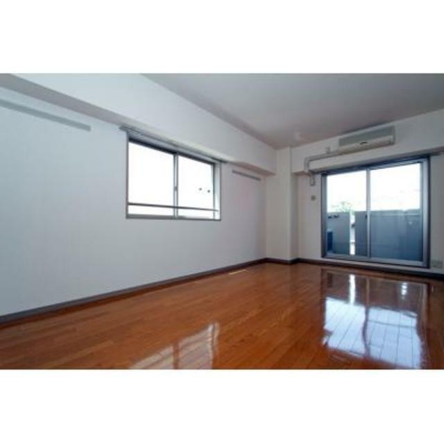 ※同仕様写真含む(居間)