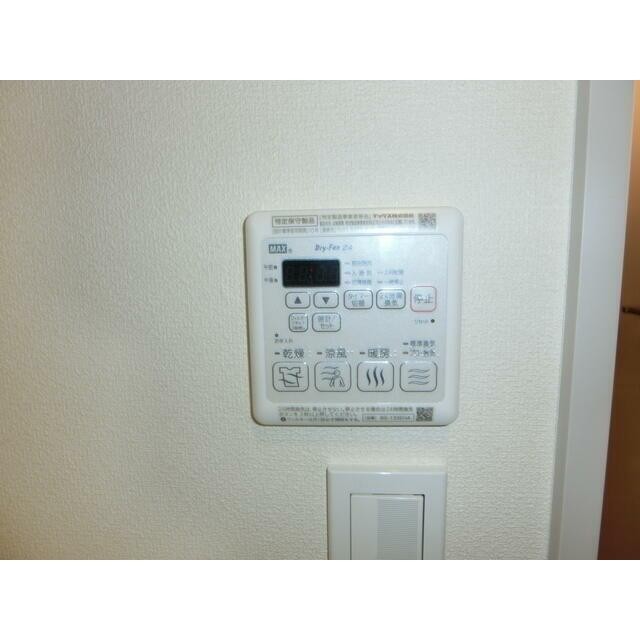 浴室暖房乾燥機