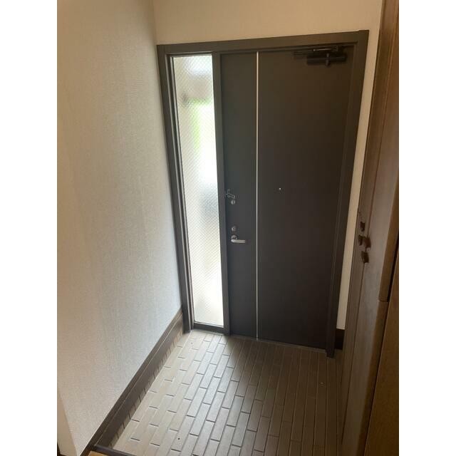 (玄関)