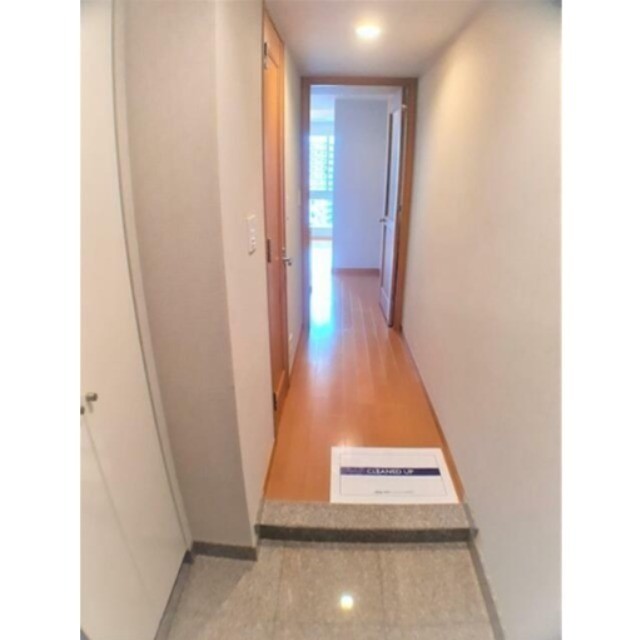 ※同仕様写真含む(玄関)