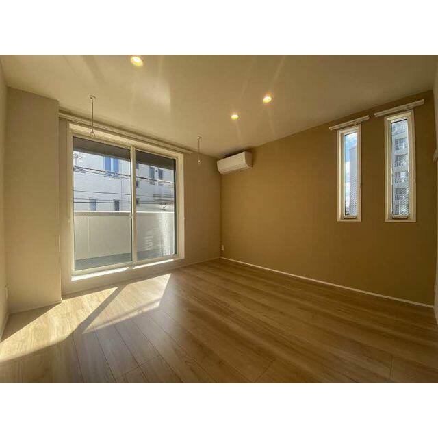 ◇7．7帖の洋室 ◇エアコン1台設置 ◇室内物干し