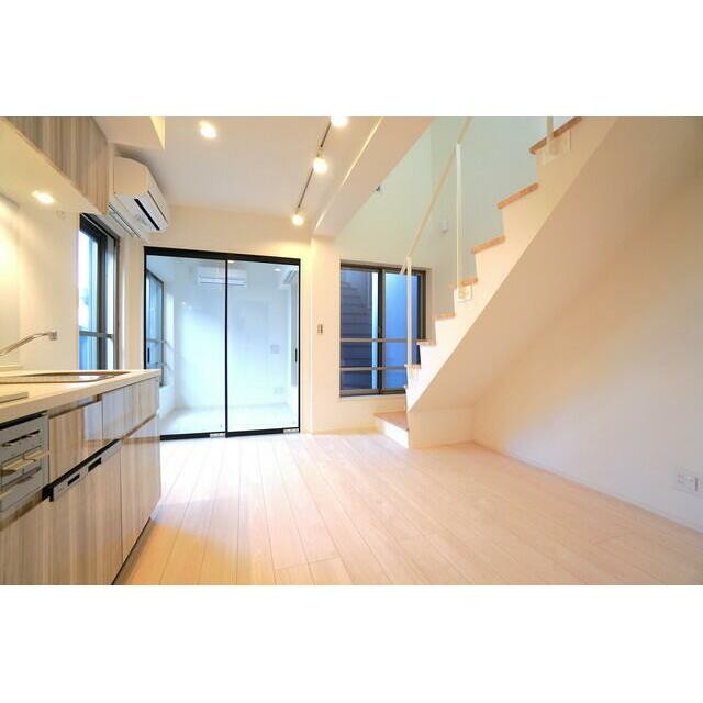 ※同仕様写真含む(居間)