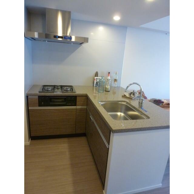 Hタイプ2013年11月撮影 MR時の写真で調度品等は含まれません。(キッチン)