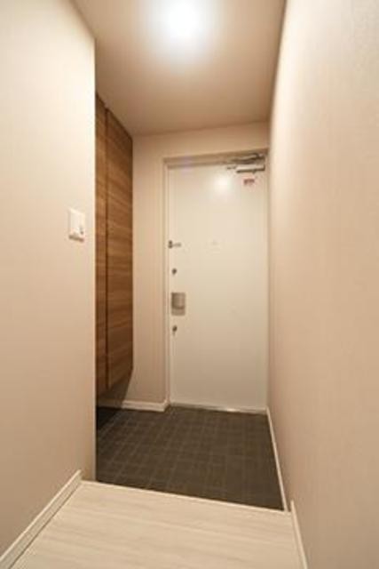 ※写真は同タイプ住戸です。(玄関)