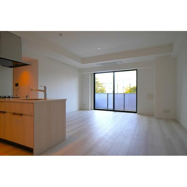 ※写真は同タイプ住戸です。(居間)