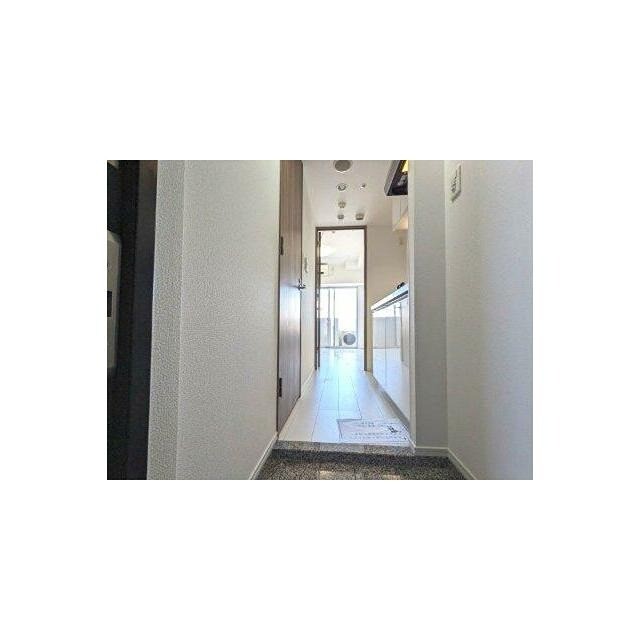 ※同仕様写真含む(玄関)