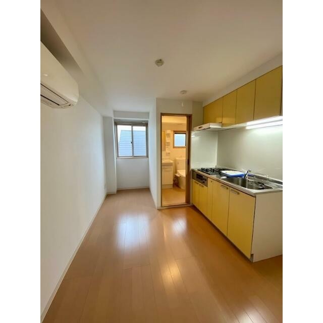 同じ間取りの別号室写真(居間)