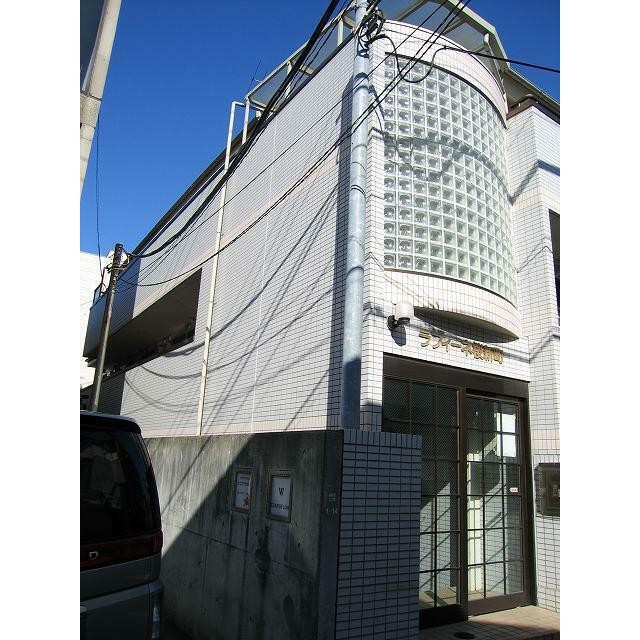 世田谷区桜新町2丁目 【賃貸居住】マンション