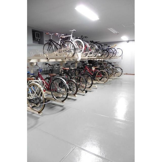 駐輪場：2016/6撮影