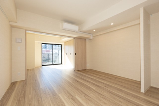 ※写真は同タイプ住戸です。(居間)