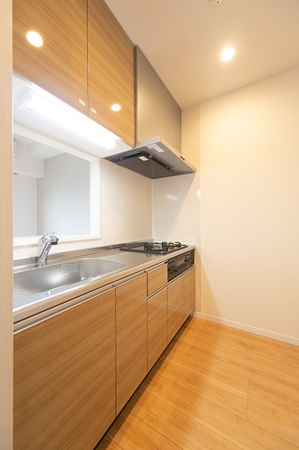 ※写真は同タイプ住戸です。(キッチン)