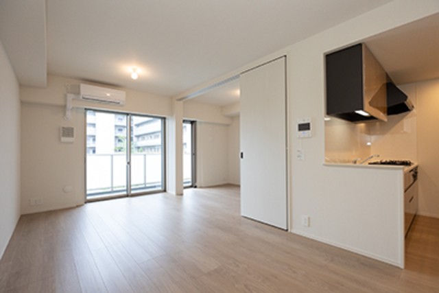 ※写真は同タイプ住戸です。(居間)