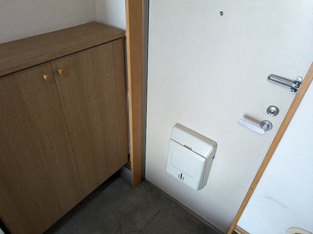 (玄関)