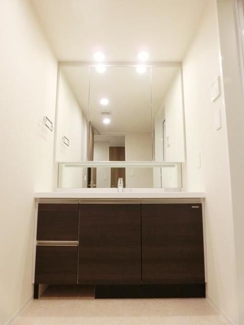 ※写真は同タイプ住戸です。(内装)