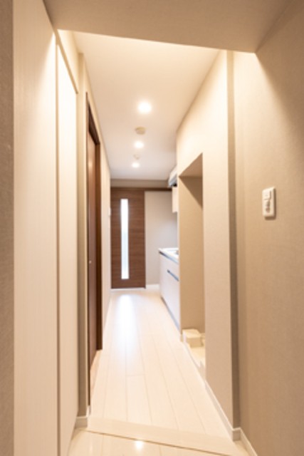 ※写真は同タイプ住戸です。(玄関)