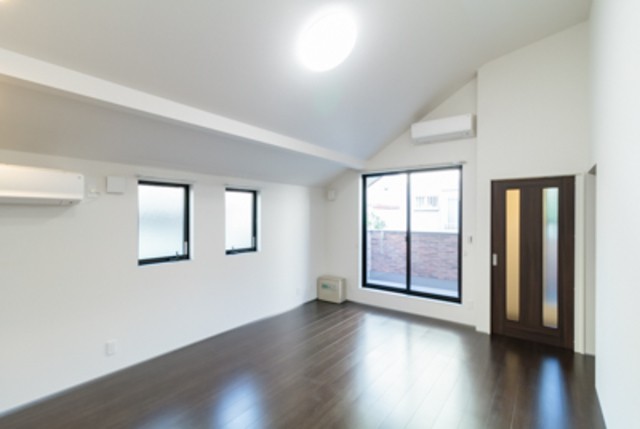 ※写真は同タイプ住戸です。(居間)