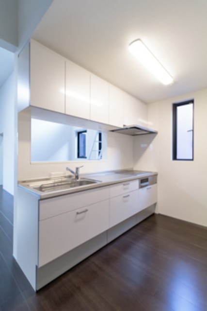 ※写真は同タイプ住戸です。(キッチン)