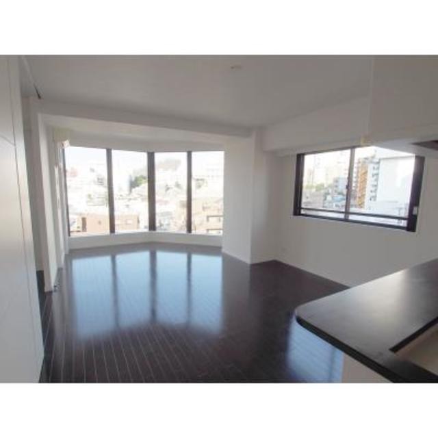 ※写真は同タイプ住戸です。(居間)