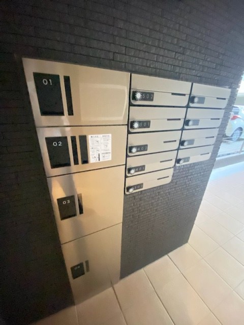 宅配ボックス・メールボックス