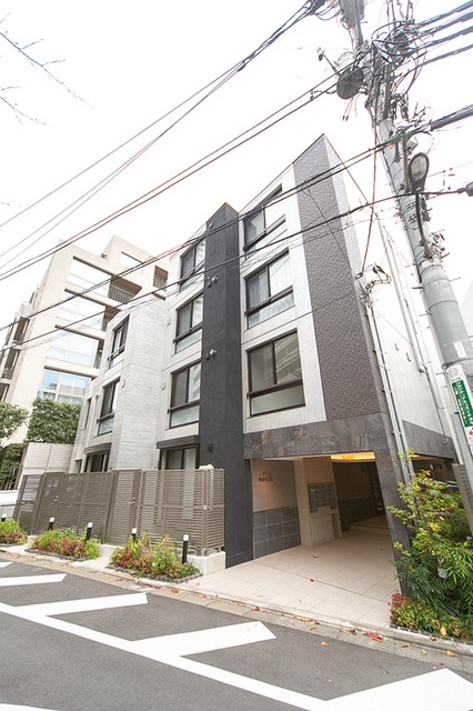 新宿区市谷仲之町10丁目 【賃貸居住】マンション