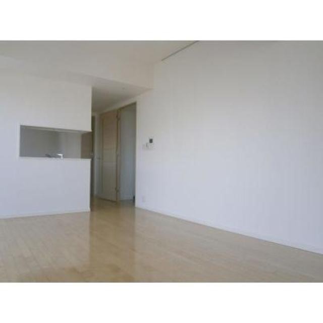 ※写真は同タイプ住戸です。(居間)