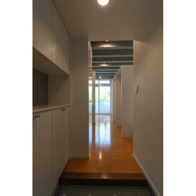 ※同仕様写真含む(玄関)