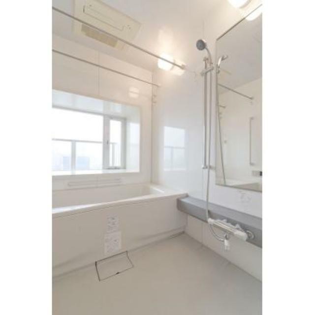 ※写真は同タイプ住戸です。(風呂)