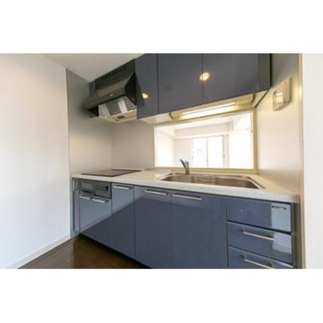 ※写真は同タイプ住戸です。(キッチン)