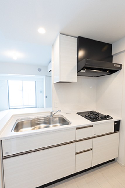 ※写真は同タイプ住戸です。(キッチン)