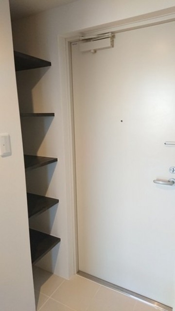 ※同仕様写真含む(玄関)