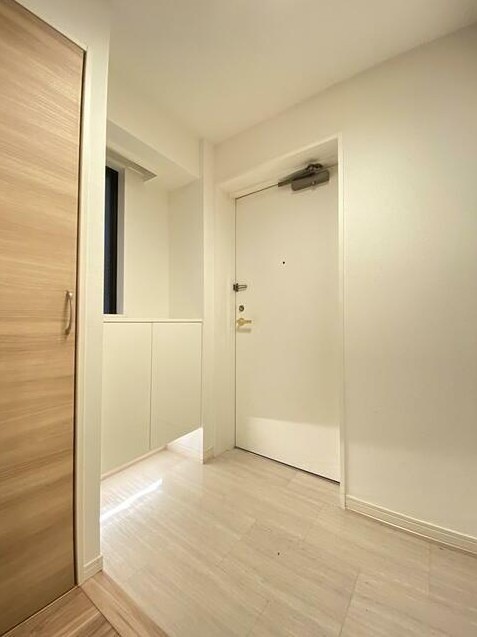 ※同仕様写真(玄関)