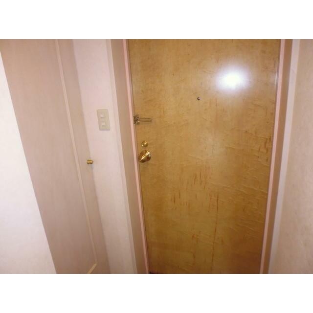 ※別部屋参考写真(玄関)