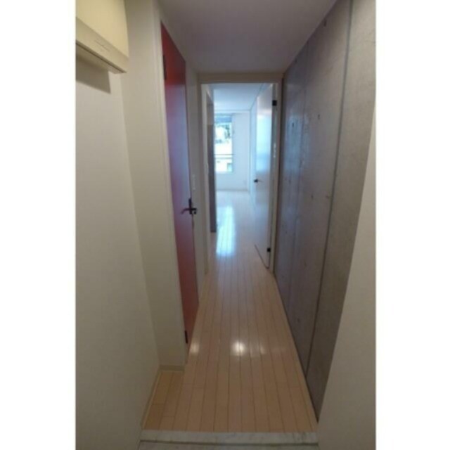 ※同仕様写真含む(玄関)