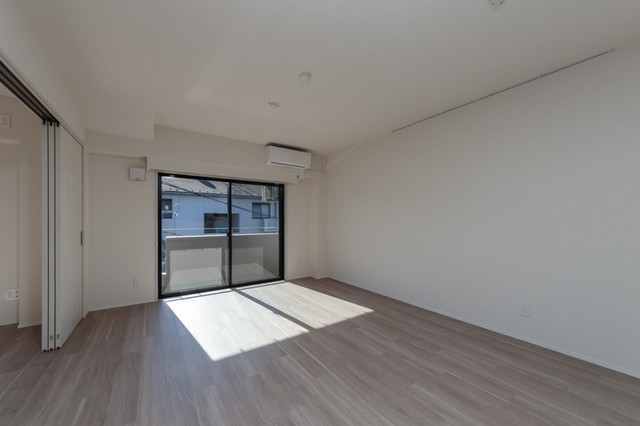 ※写真は同タイプ住戸です。(居間)