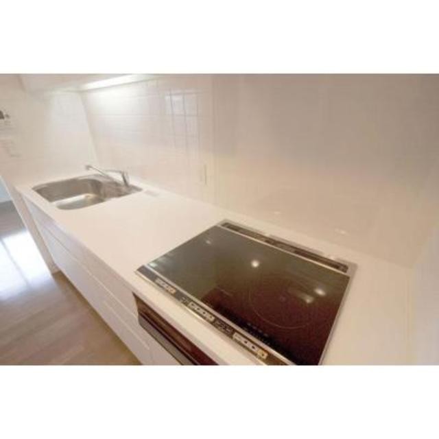 ※写真は同タイプ住戸です。(キッチン)