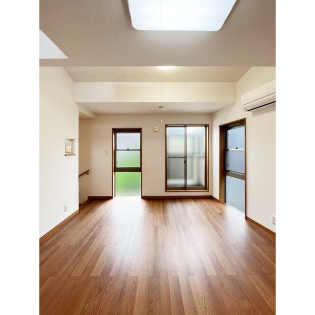 居室、リビング(居間)