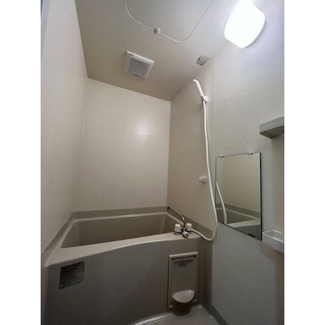 一日の疲れはお風呂に入ってリフレッシュ！(風呂)